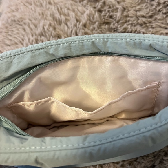 Sage Green Puffy Makeup Bag - Picture 4 of 4